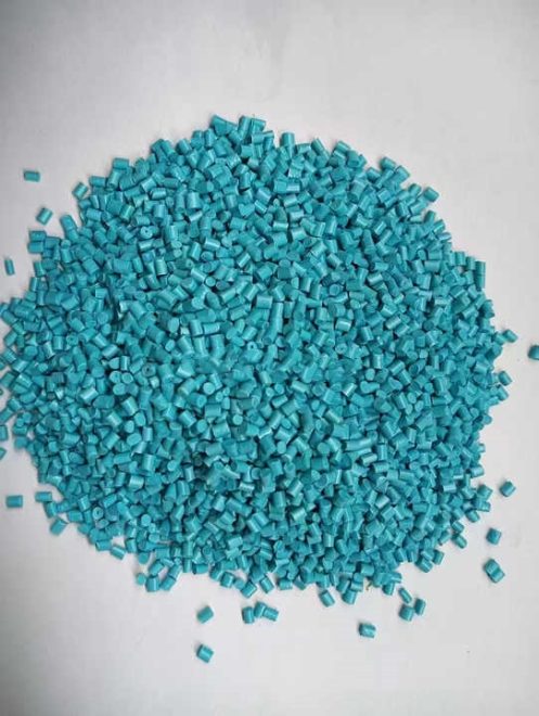 High Quality Red Masterbatch Pellets PE Base Material for Making Plastic Water Pipes - Image 3